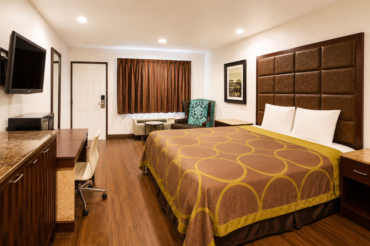 Century Motel Buena Park Disneyland photo 1