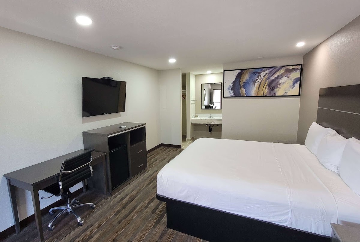 Travelodge by Wyndham Buena Park photo 4